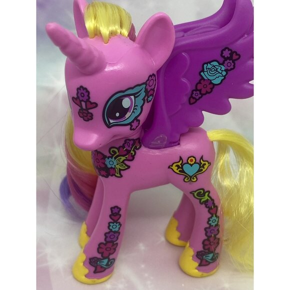 My Little Pony FIM G4 Ponymania Blossom Collection Princess Cadance Alicorn - Picture 1 of 4
